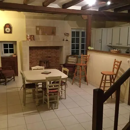 Maison De Chasse